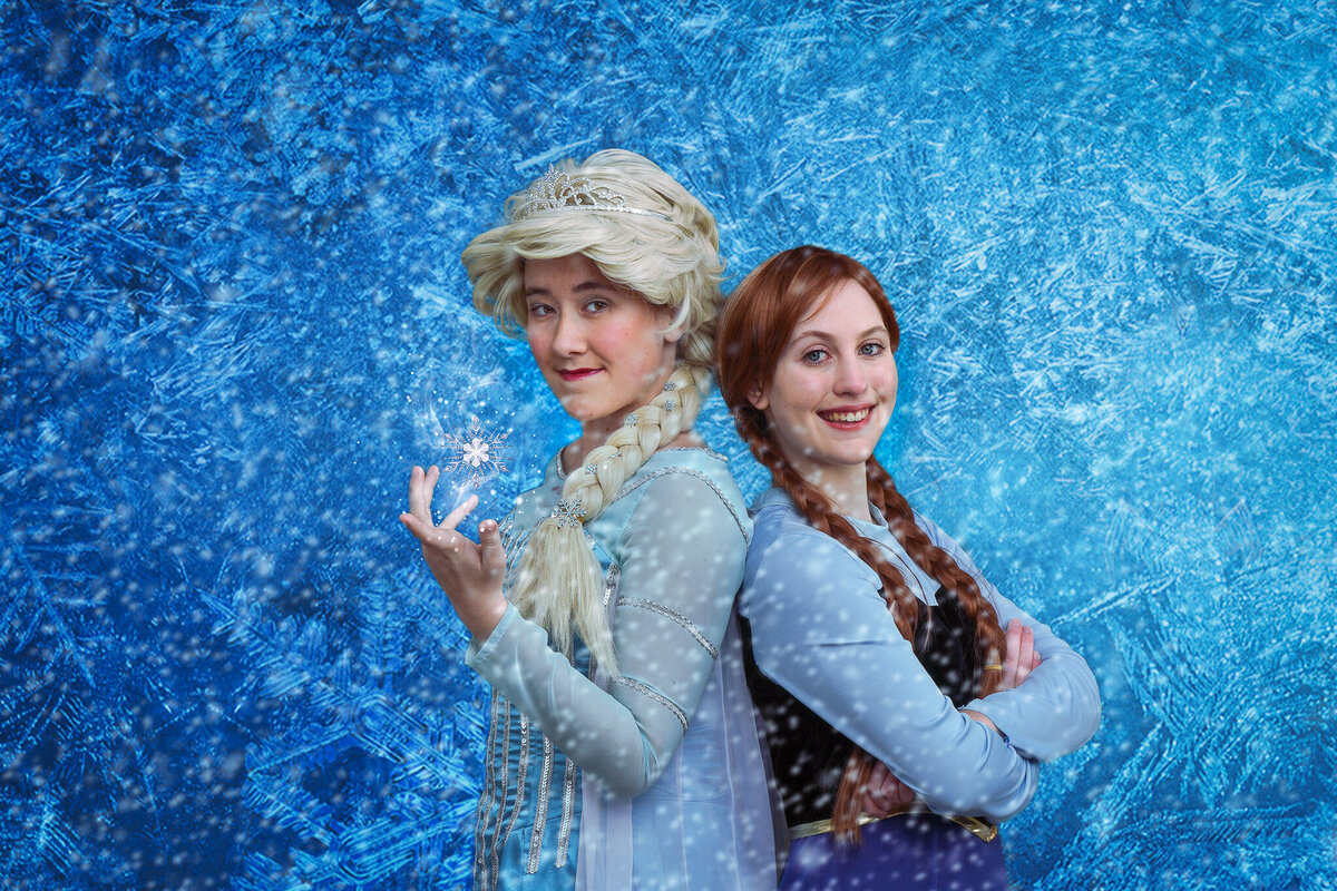 elsa and anna back to back