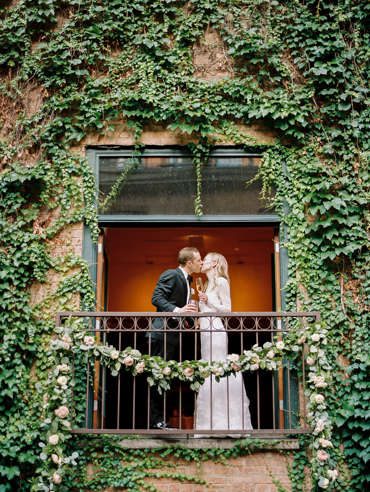 Ivy Room Courtyard Wedding_23