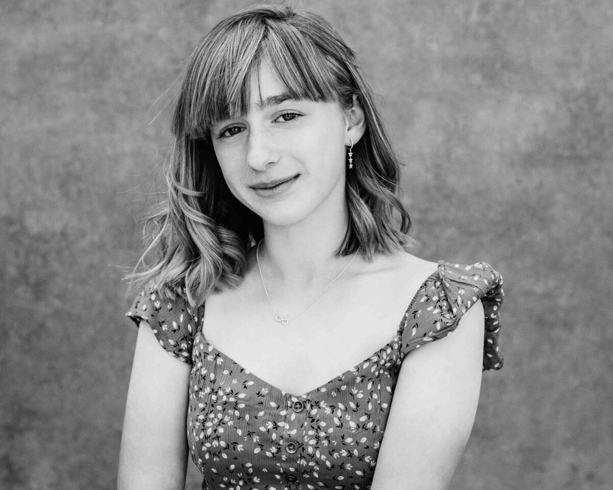 teen-portrait-in-black-and-white-greenbrae