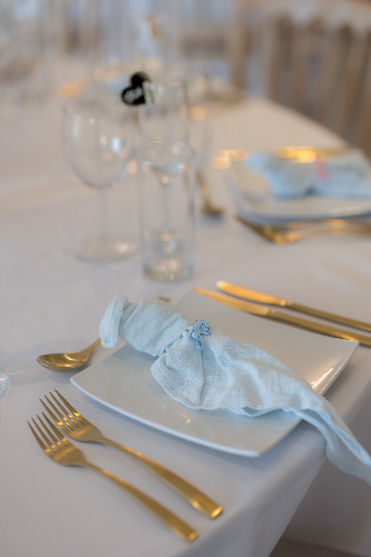 froyle-park-wedding-Jessy-Papasavva-Photography-640