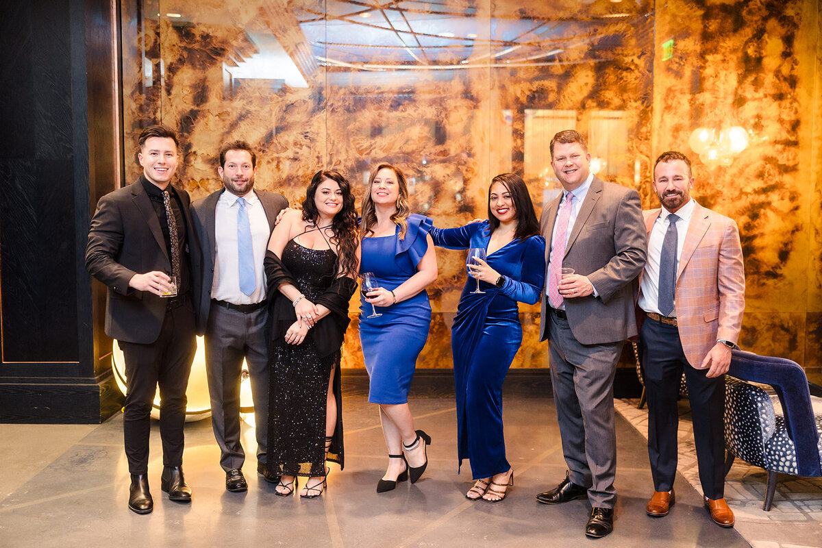 37-SavCorporatePhoto