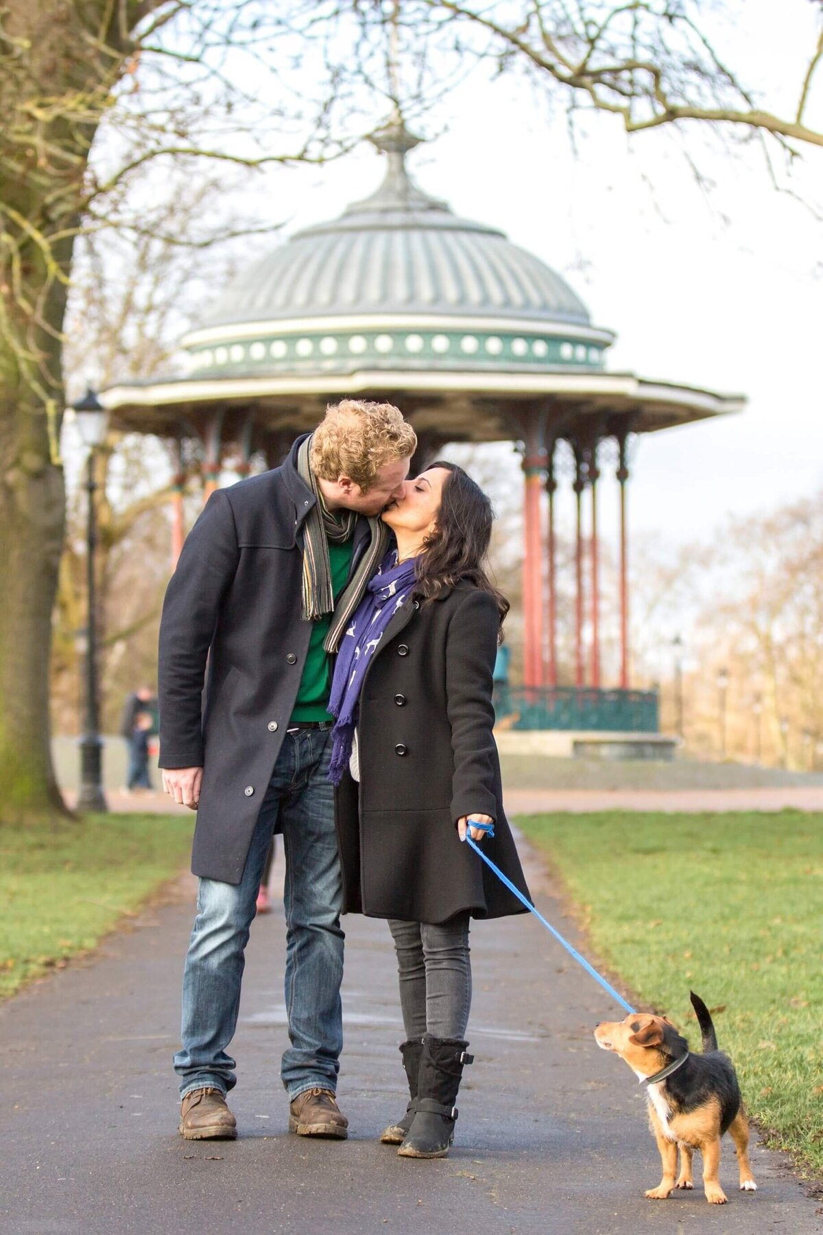 Surrey-Engagement-Photographer-005