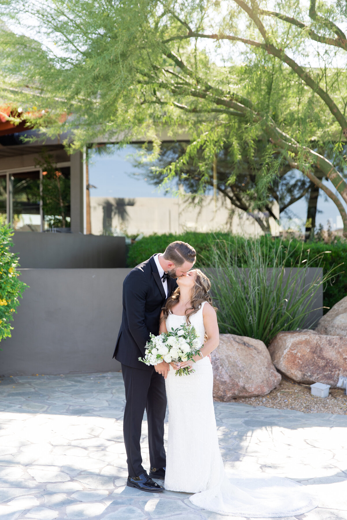 Karlie Colleen Photography - Josh & Jessica - Sanctuary Camelback Mountain Resort - Paradise Valley Arizona - Outstanding Occasions-62