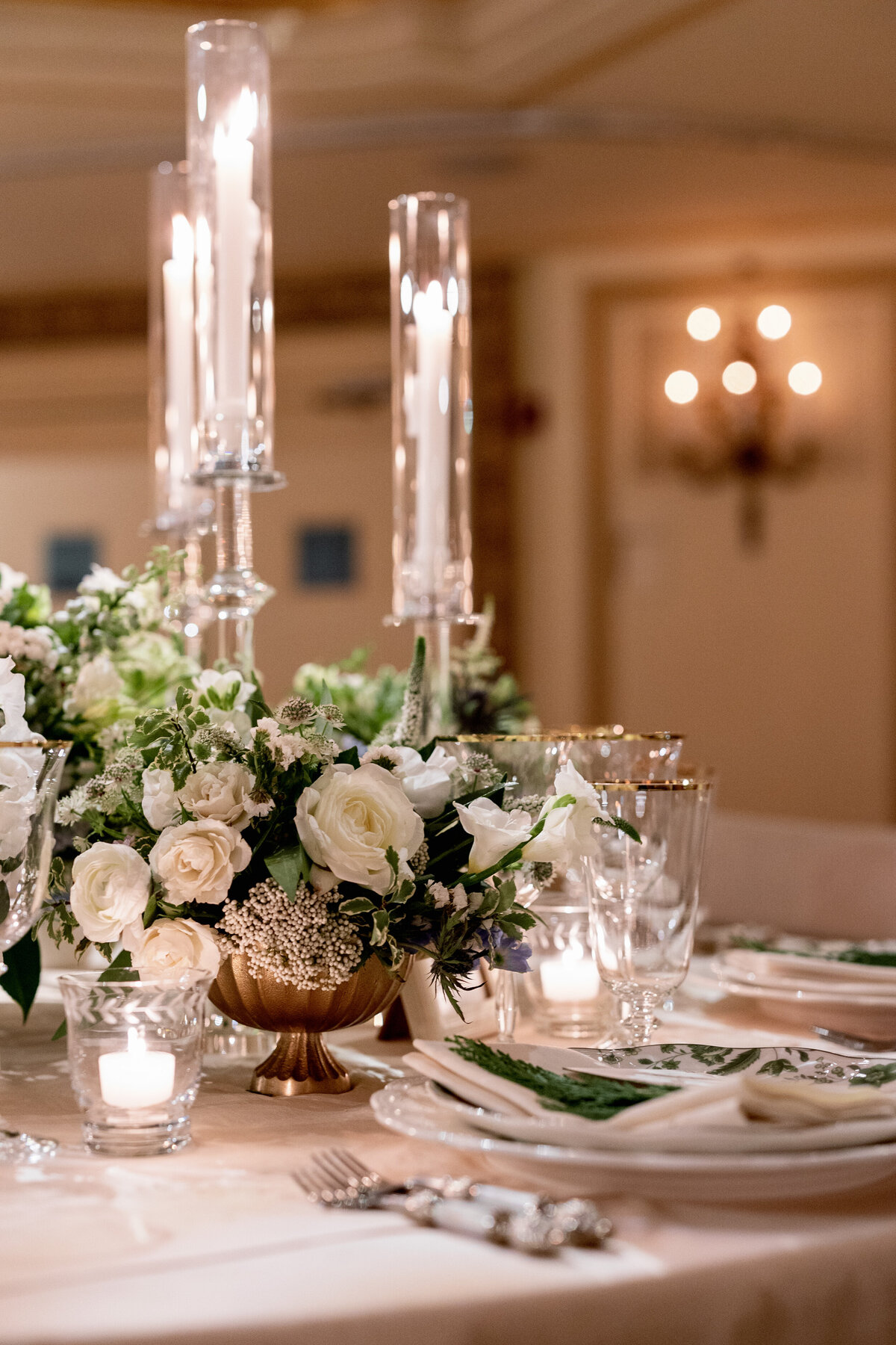 chicago-luxury-winter-wedding-at-old-st-pats-95