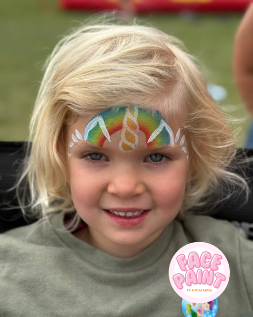 face-painting-by-alyssa-daken-rainbow-glitter-unicorn-2