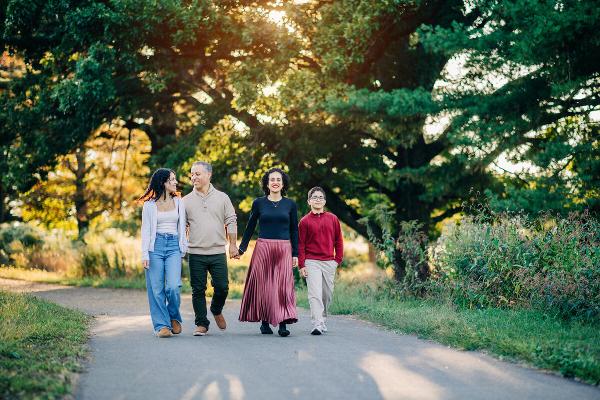 family-photography-golden-hour