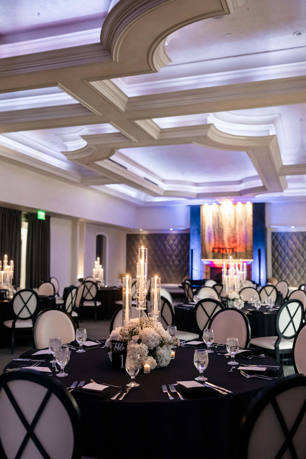 85riskyexposure_andrea-george_las-vegas-elopement-photography