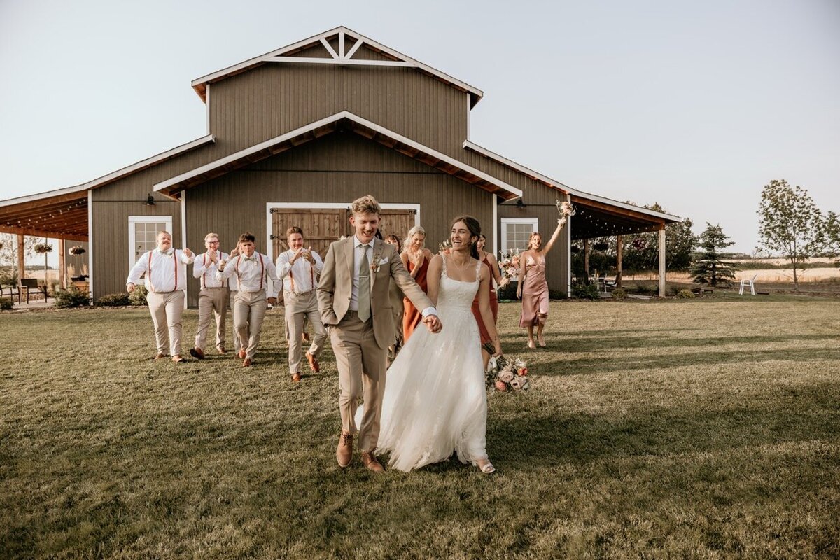 Wedding Venue Near Calgary and Edmonton 161 Large 11.02.44 AM