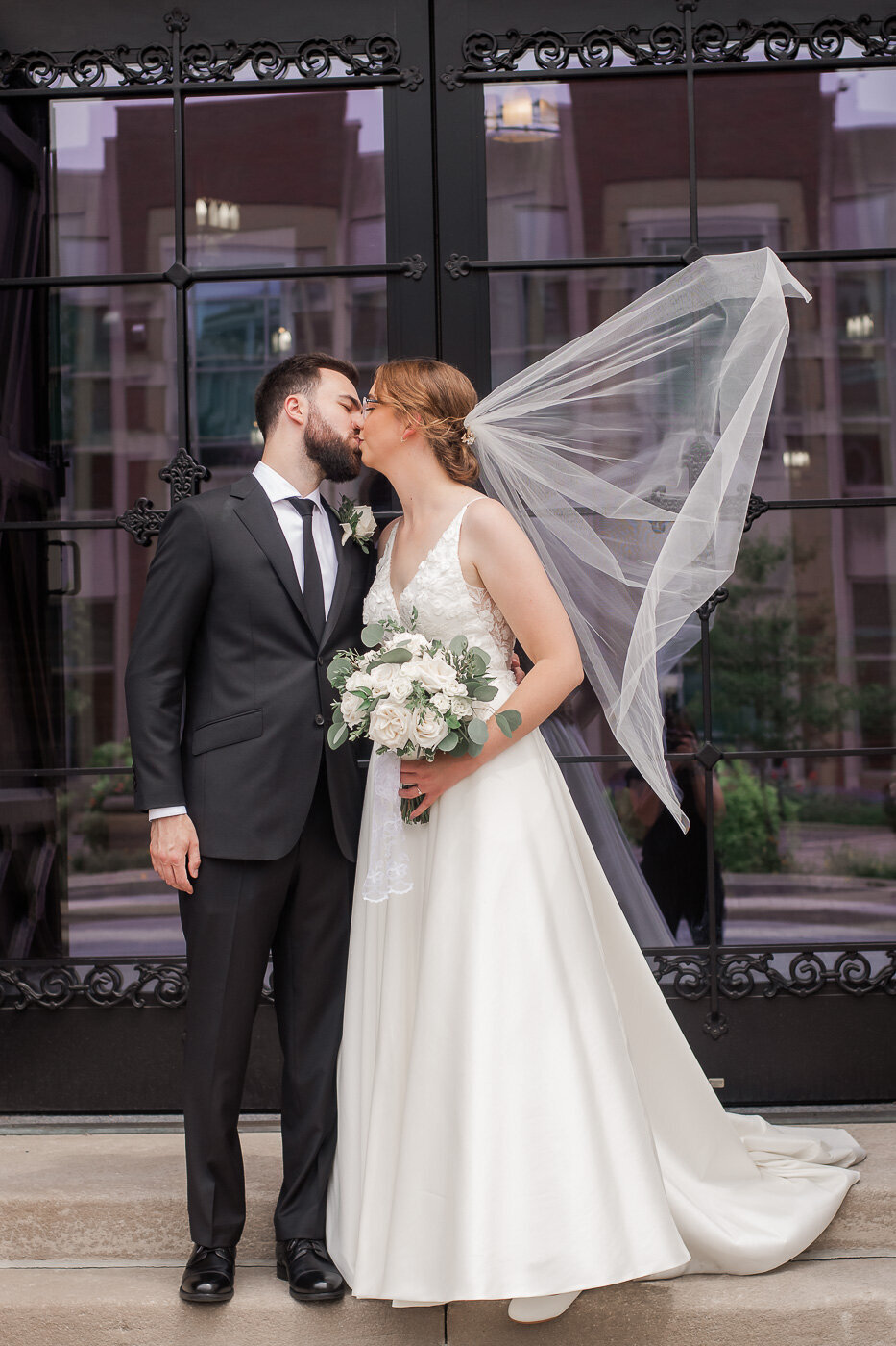 catholic-wedding-summer-indianapolis-indiana-st-johns-indy-catholic-church-20