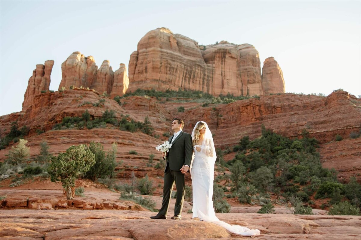 tinted-events-design-and-planning-sedona-wedding-portrait-12-photography-memories-by-lindsay-destination-wedding-planning