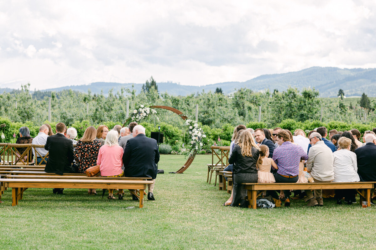 Portland OR Wedding Photographer Chantal Sokhorn Photography The Orchards Hoodriver OR-448
