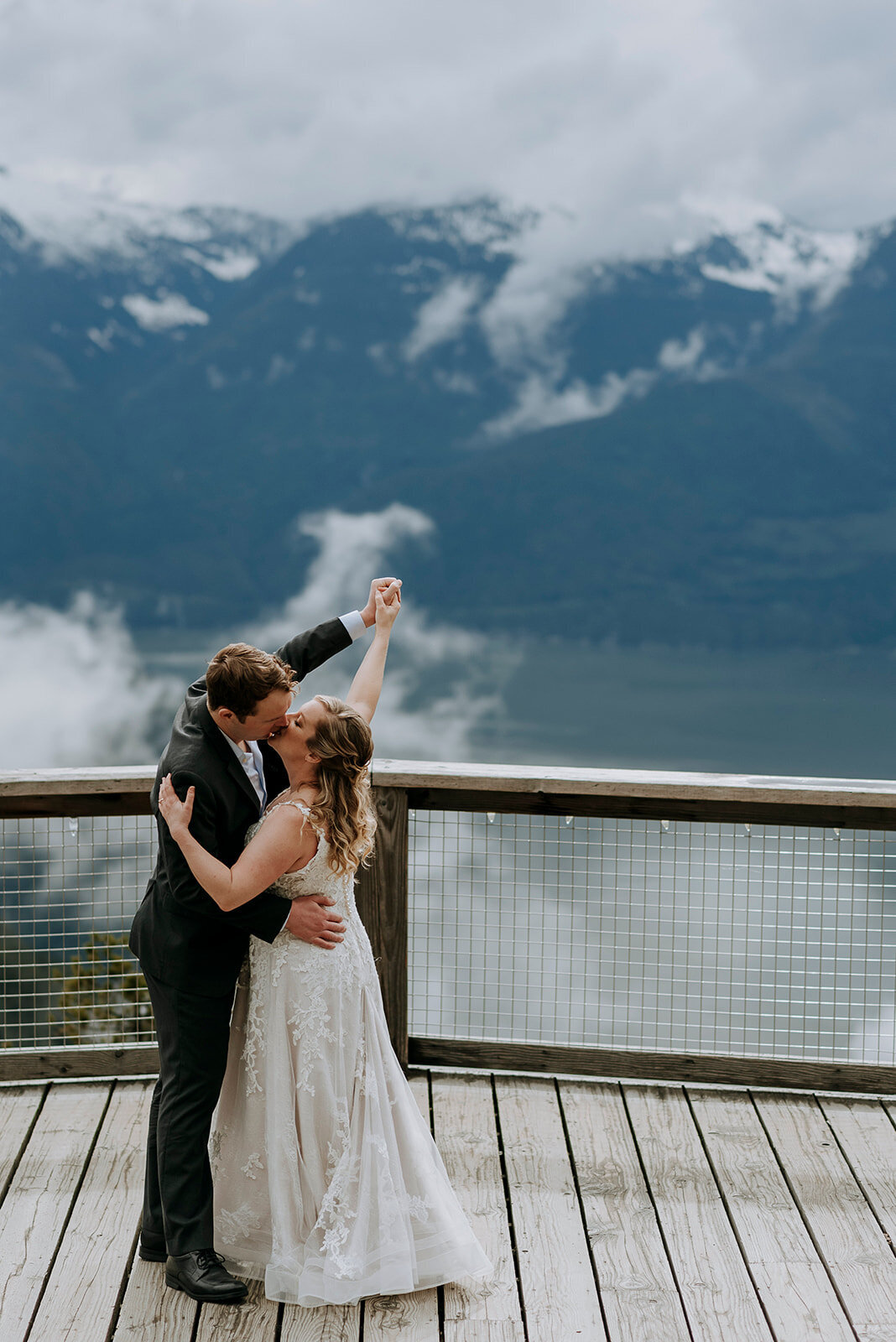 Miranda + Ryan's Sea to Sky Gondola Wedding Shoot7