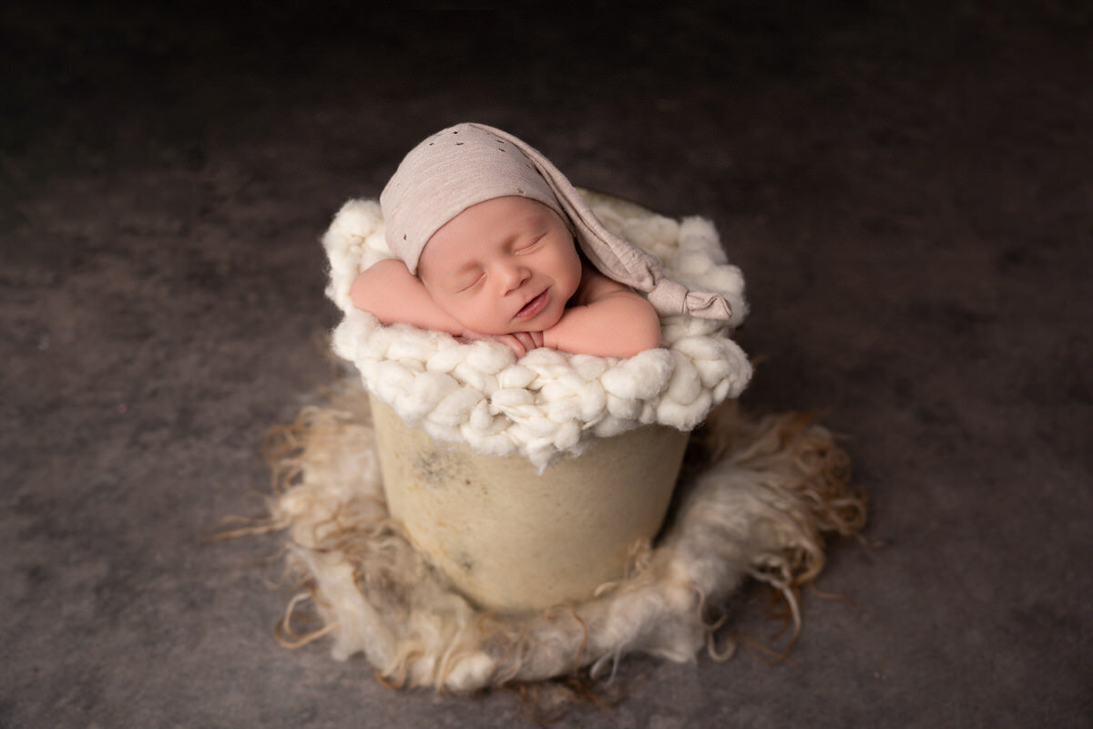 35 Creative newborn photographer Charlotte
