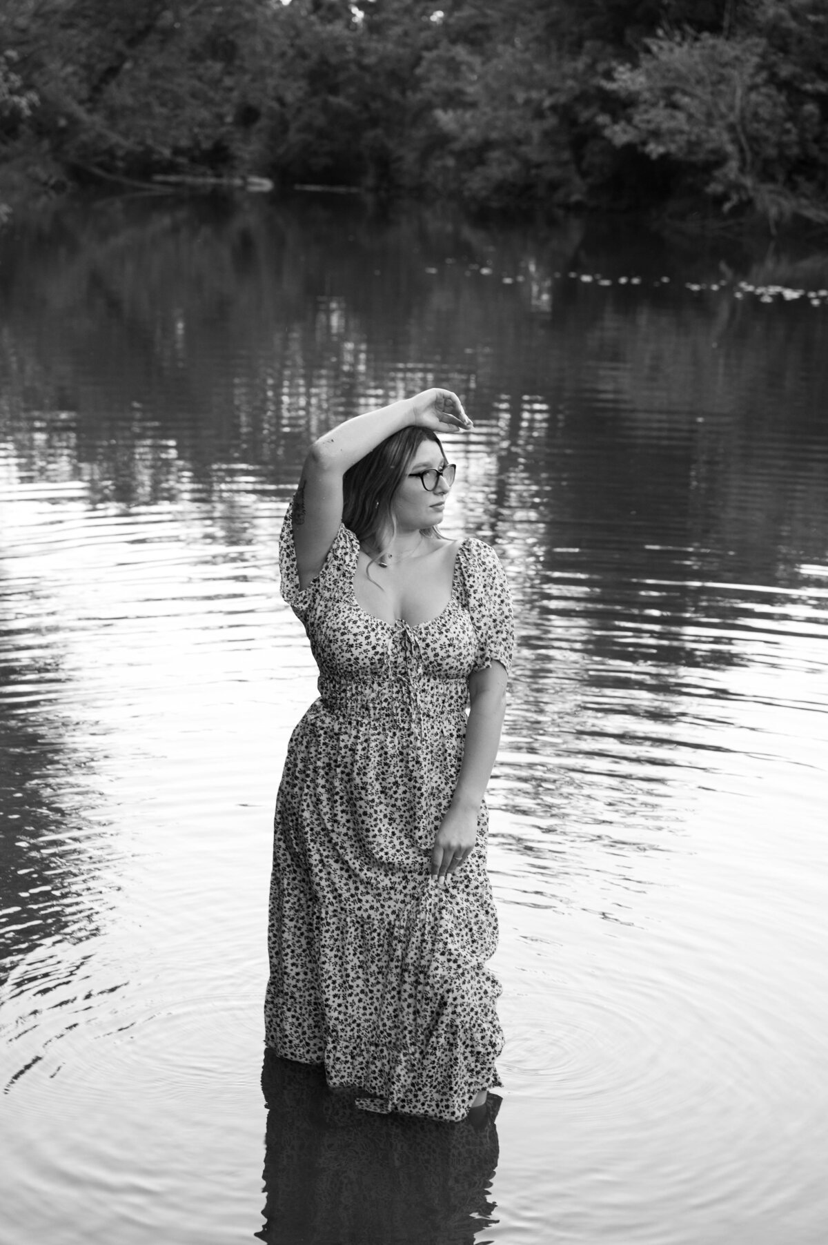 Taylor Elizabeth Photography Weddings and Lifetyle Photographer in Indiana Senior Photo 77