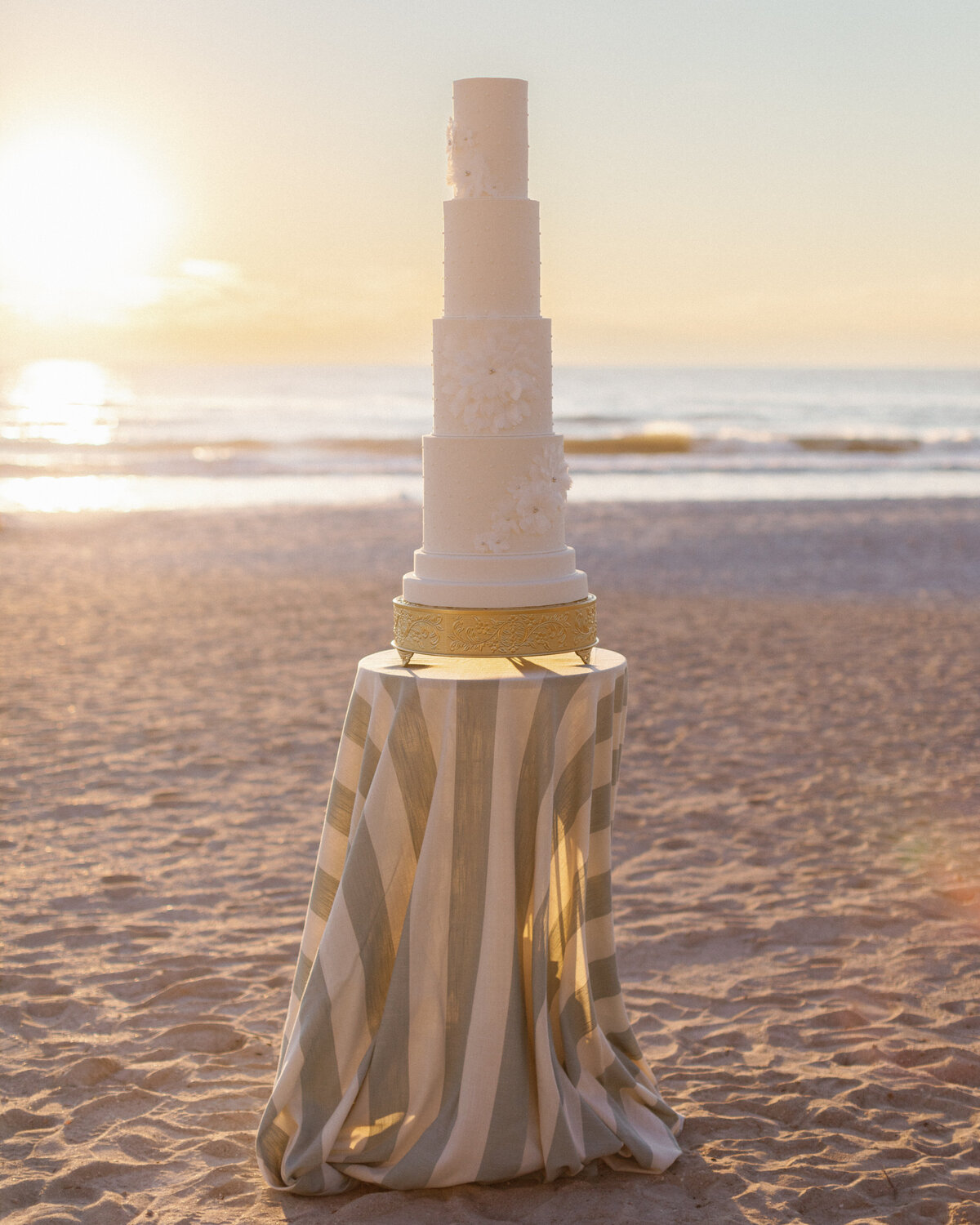 St. Regis x Engaged Magazine - Tablescape - Beach - Longboat Key, Florida - Chrissy O'Neill & Co. - South Florida Wedding Photographer-32