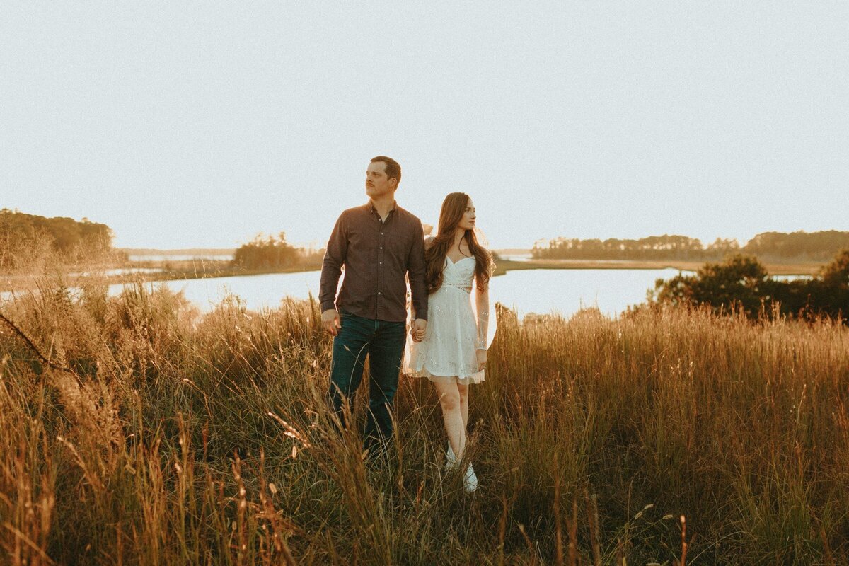 Virginia-Engagement-Photographer-17_2400x1600
