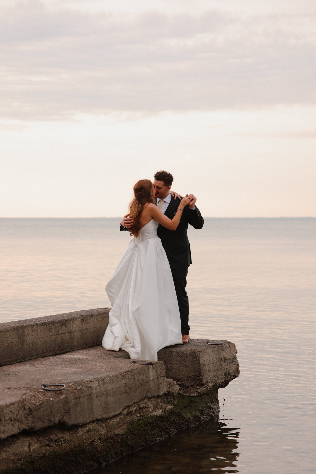 gabby-mike-buffalo-wedding-day-36