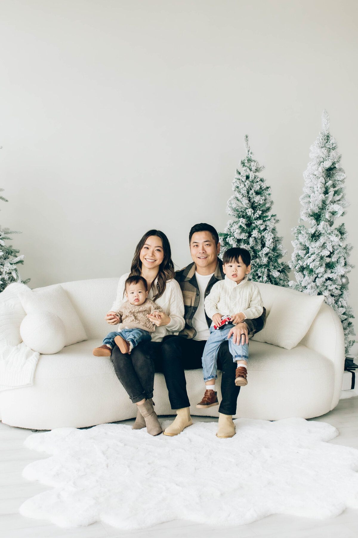 portland-christmas-card-holiday-photos-studio-1