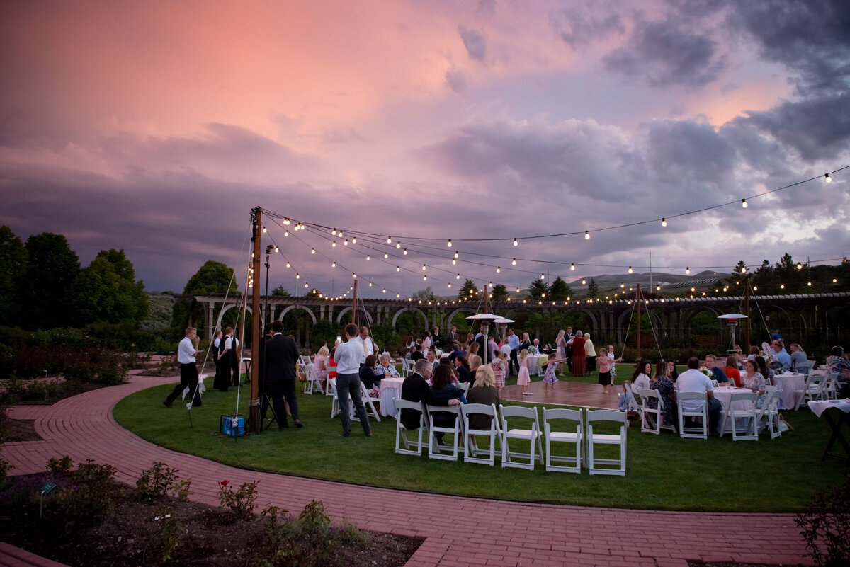 Thanksgiving Point wedding rose garden