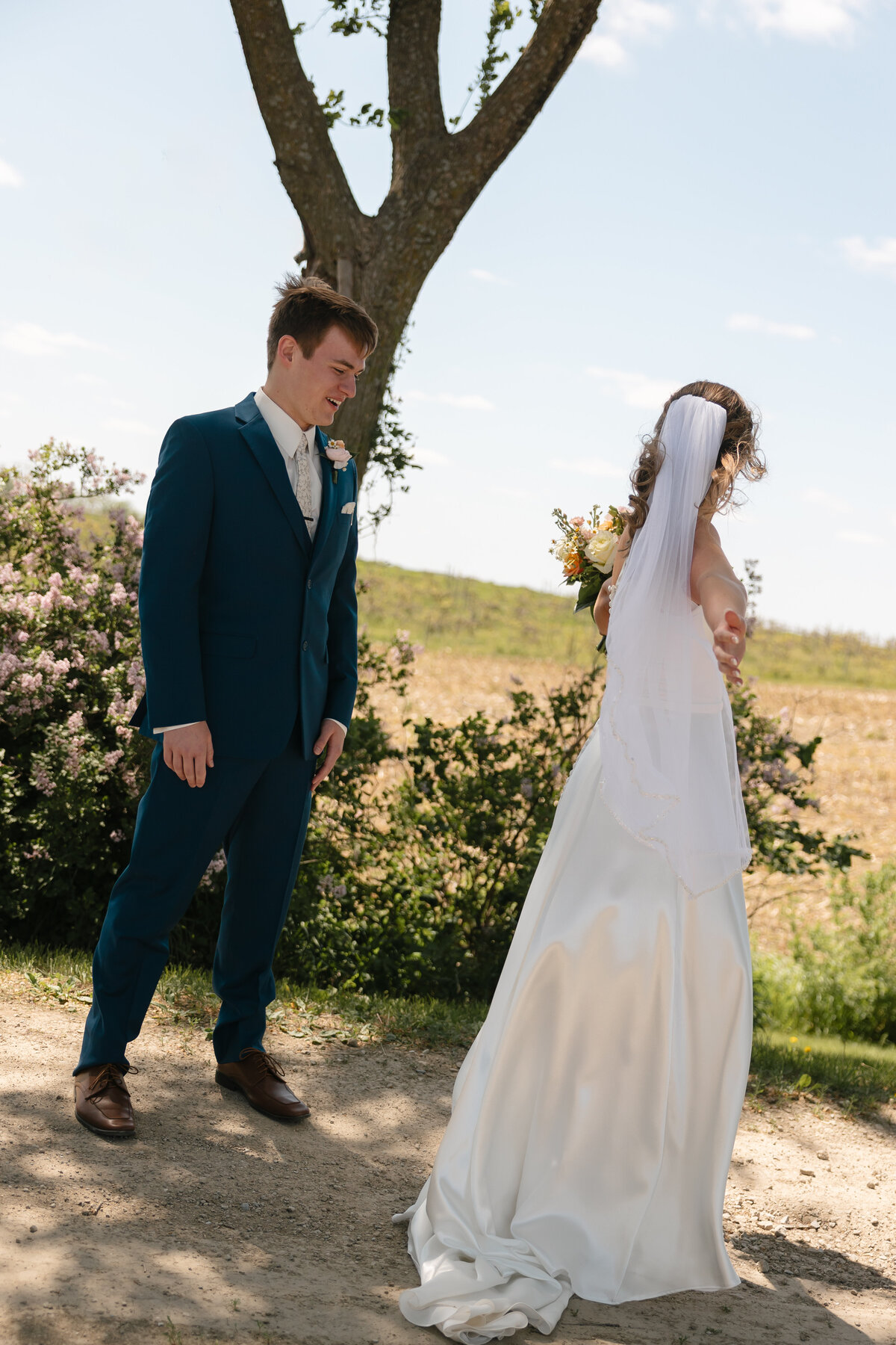 Sydney and Brant's Rustic Midwest Wedding Photography-147