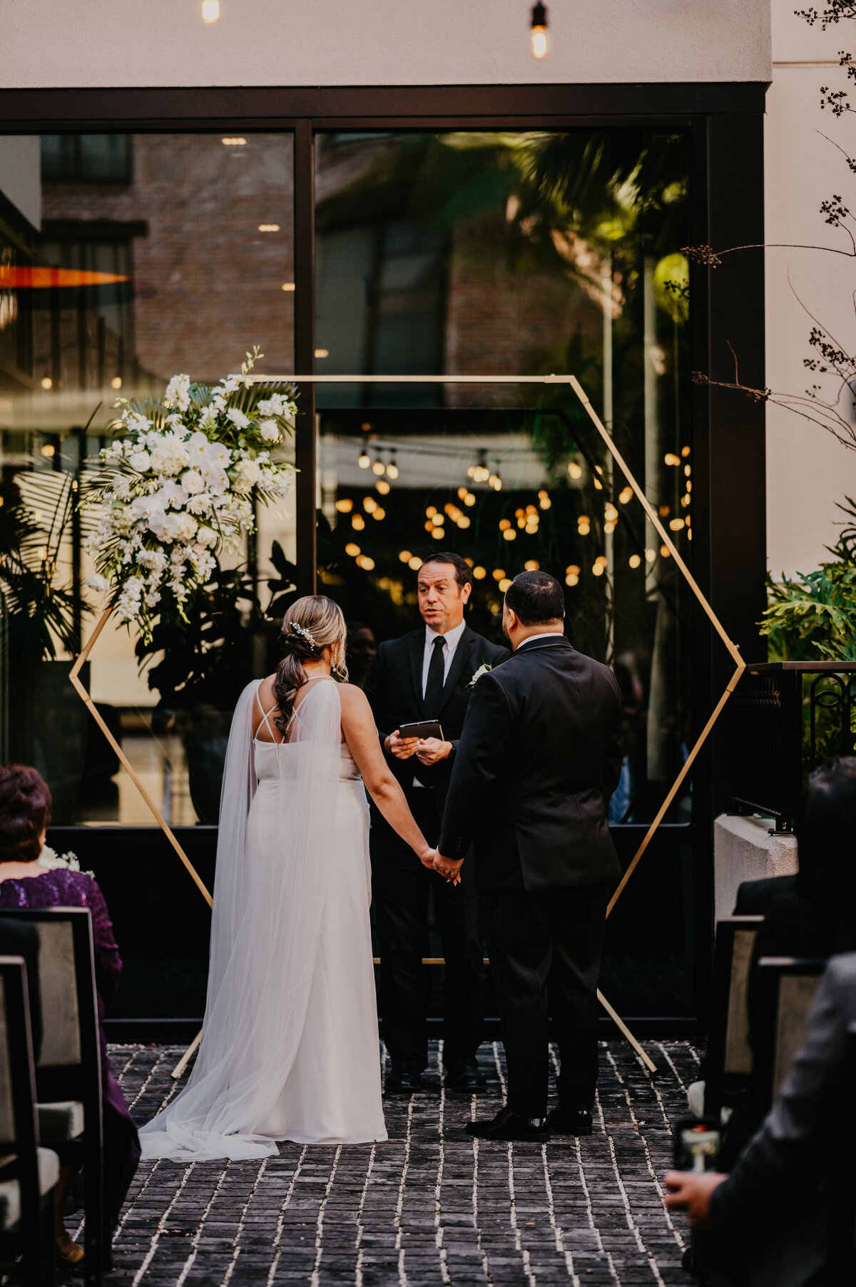 mariah-lacy-photo-hotel-haya-elope-tampa-chantilly-chic-celebrations-2