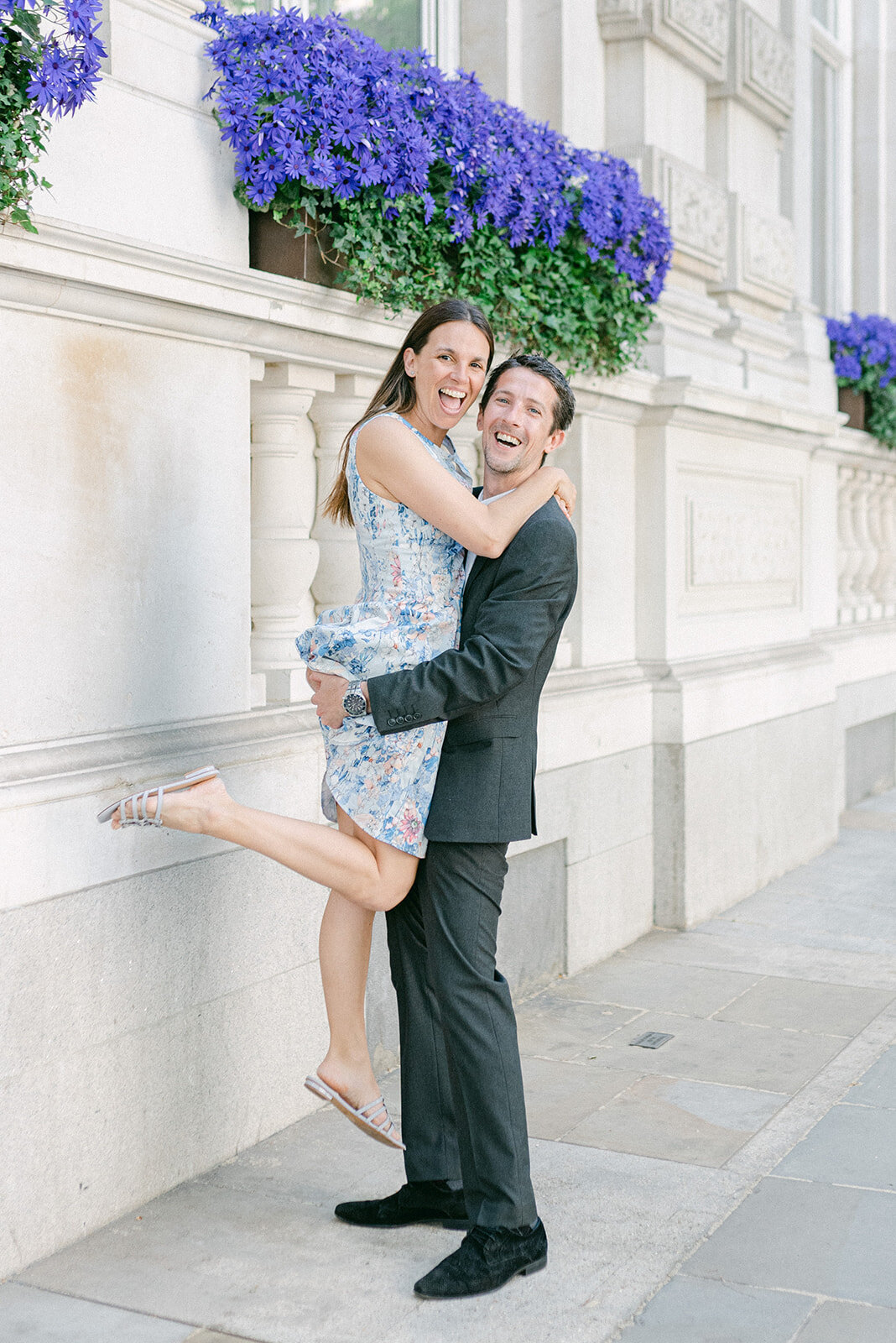 Engagement Photoshoot in London town