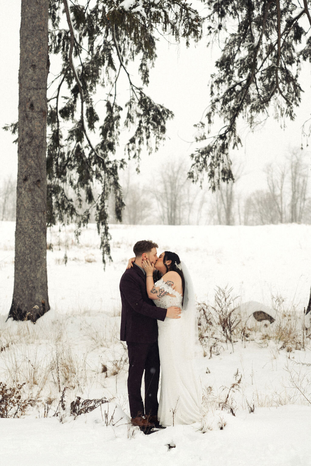 Intimate Wedding and Elopement Photographer41