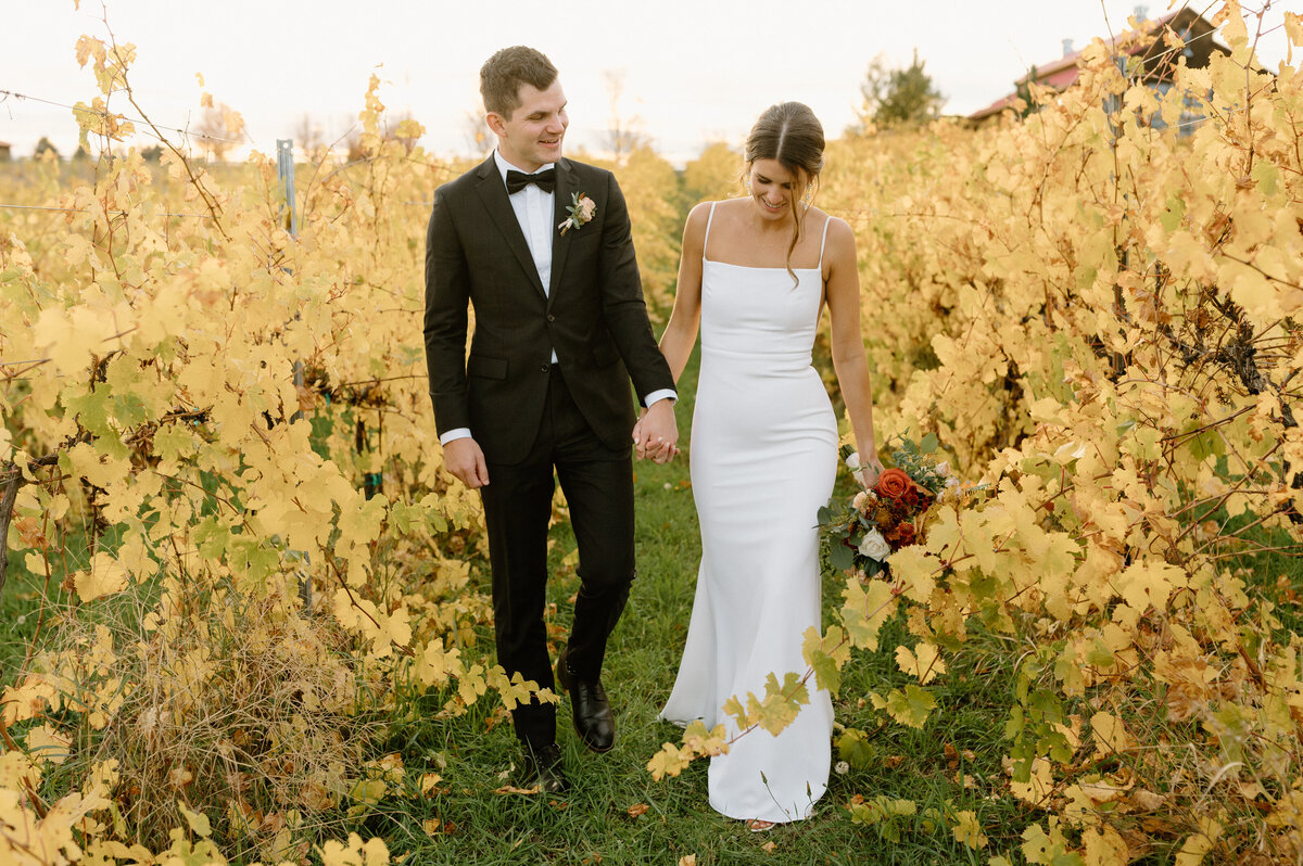 october_fall_trezzi_farm_winery_greenbluff_spokane_washington_wedding_08