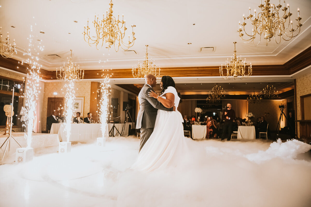 moder-chicago-wedding-planner