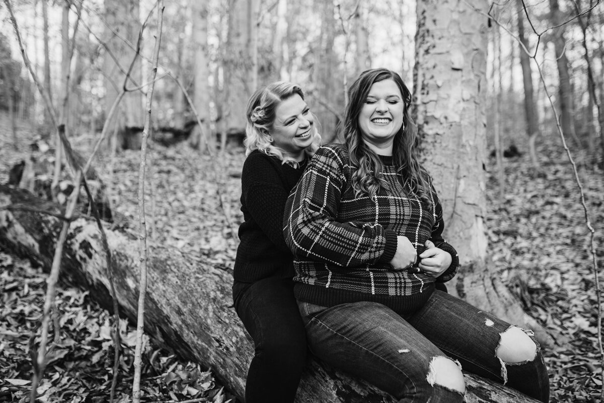 holly-honour-photography-queer-engagement-session-kitchener-ontario-fall-2023-63_websize