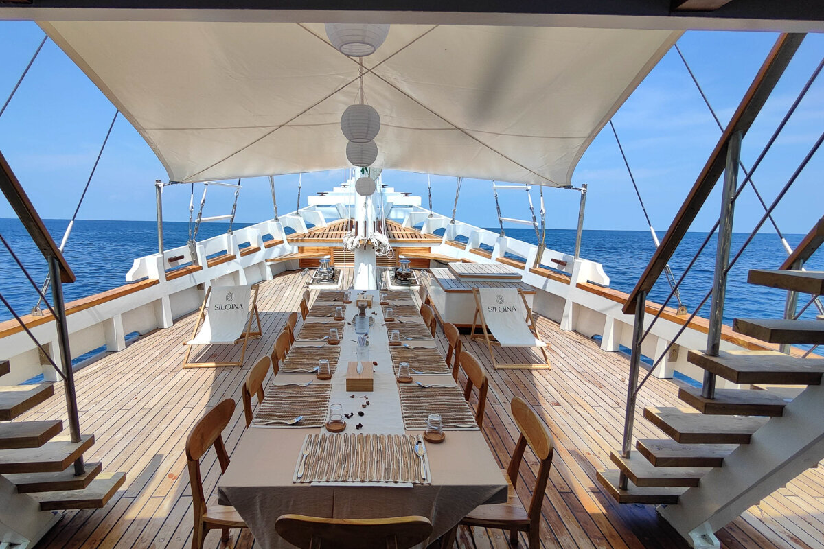 Siloina Luxury Surf Yacht Charter Mentawais - The Boat-1725413923608