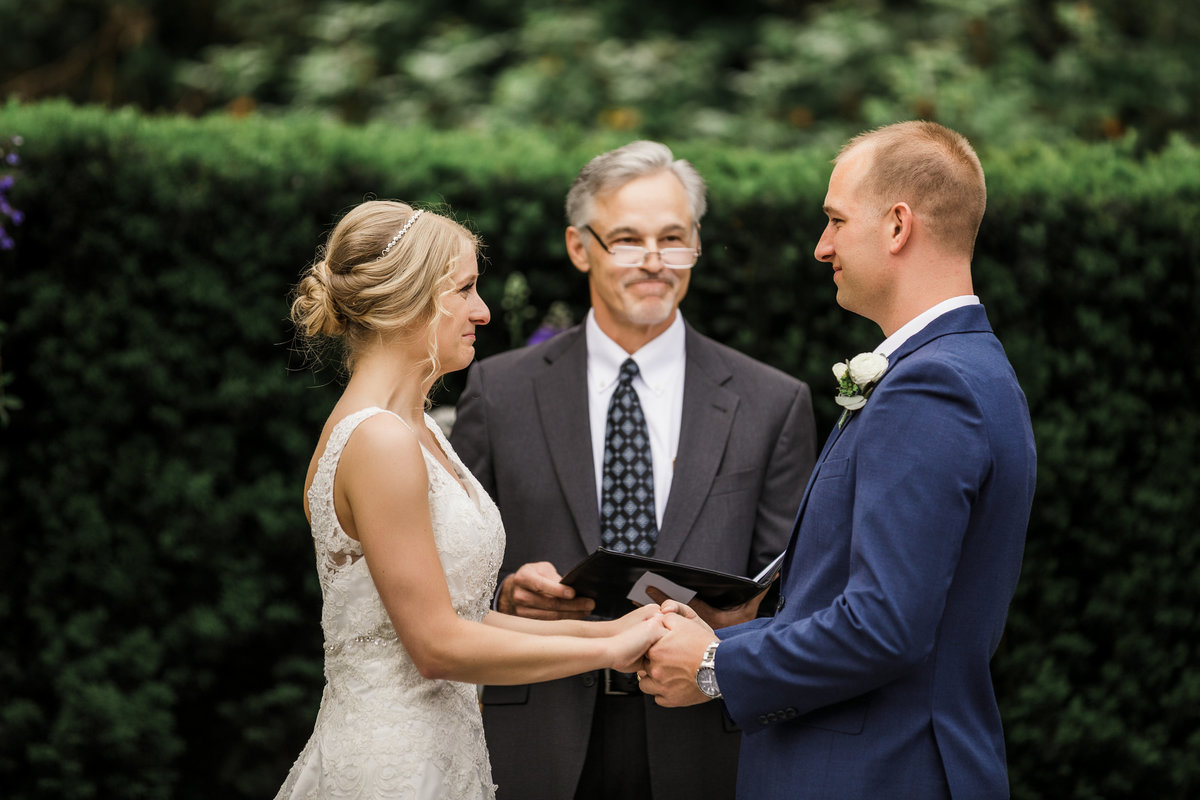 Woodinville-Wedding-Photographer-Willows-Lodge-71
