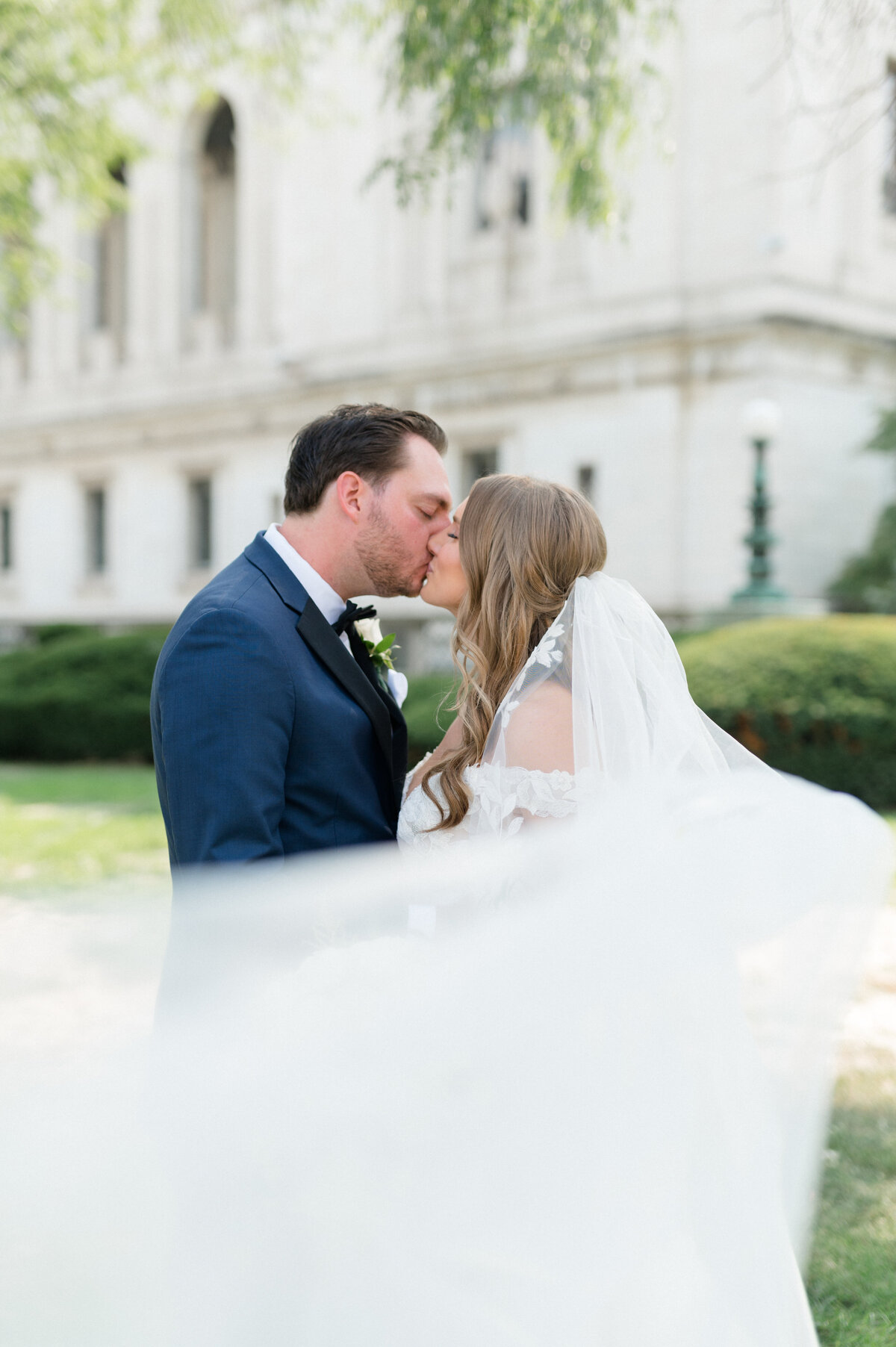 meldrum-brideandgroom-17