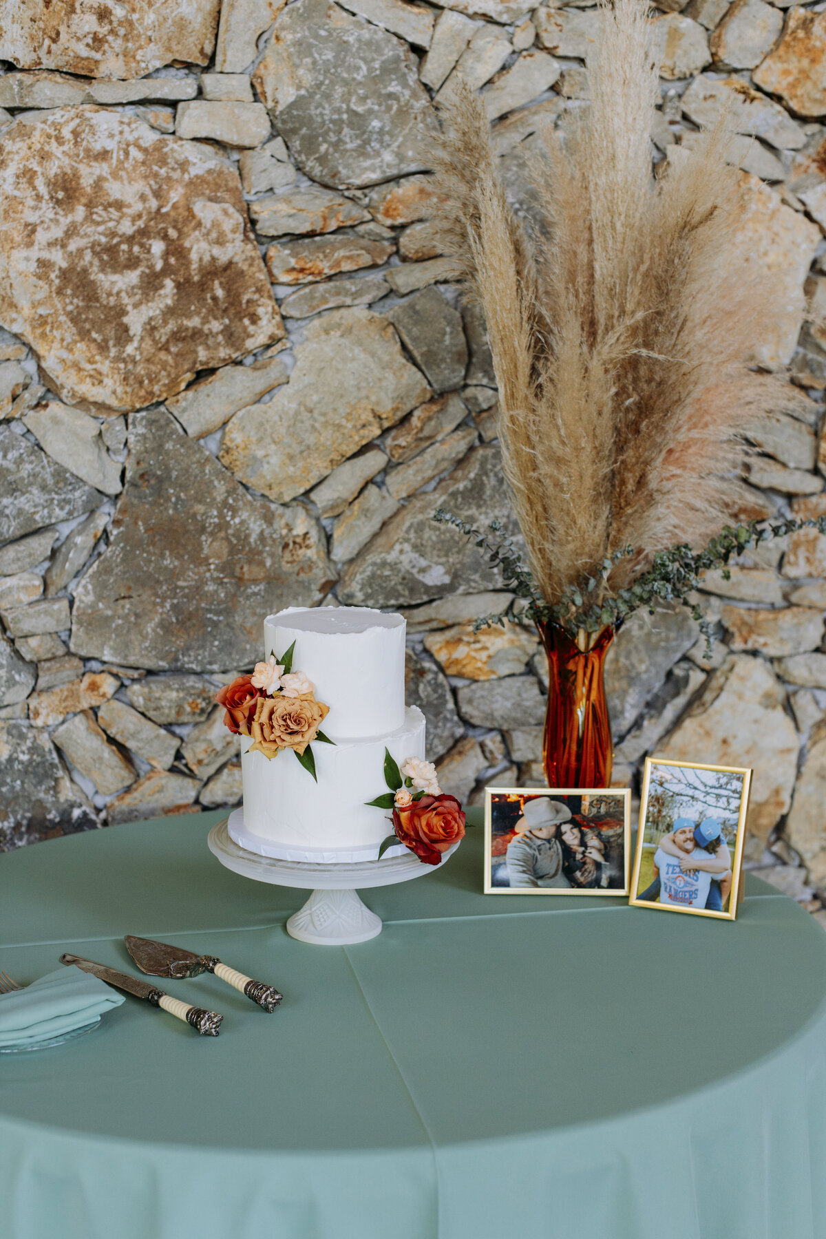reTheBurrowWeddingPhotography-992