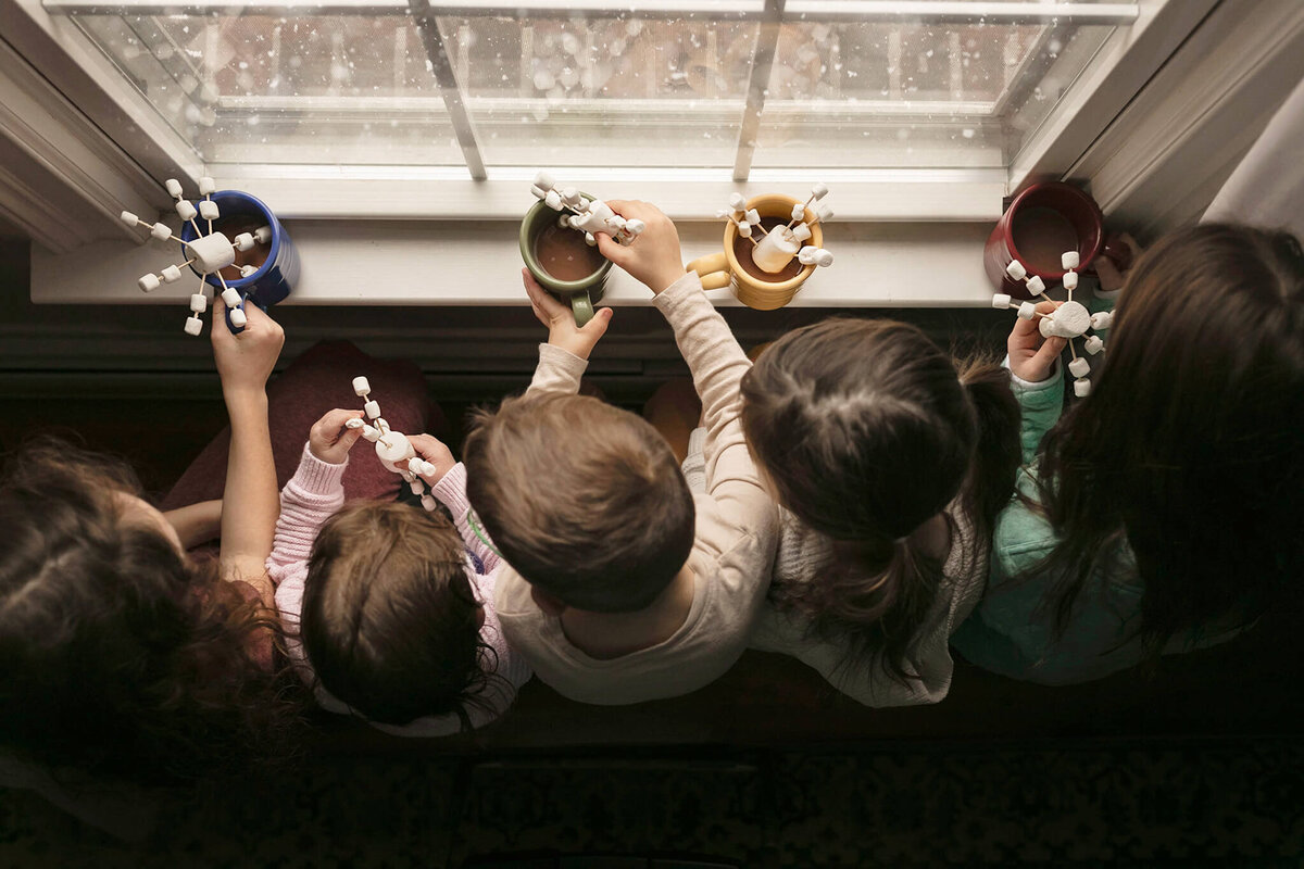 NJ family photographer captures her children with hot chocolate