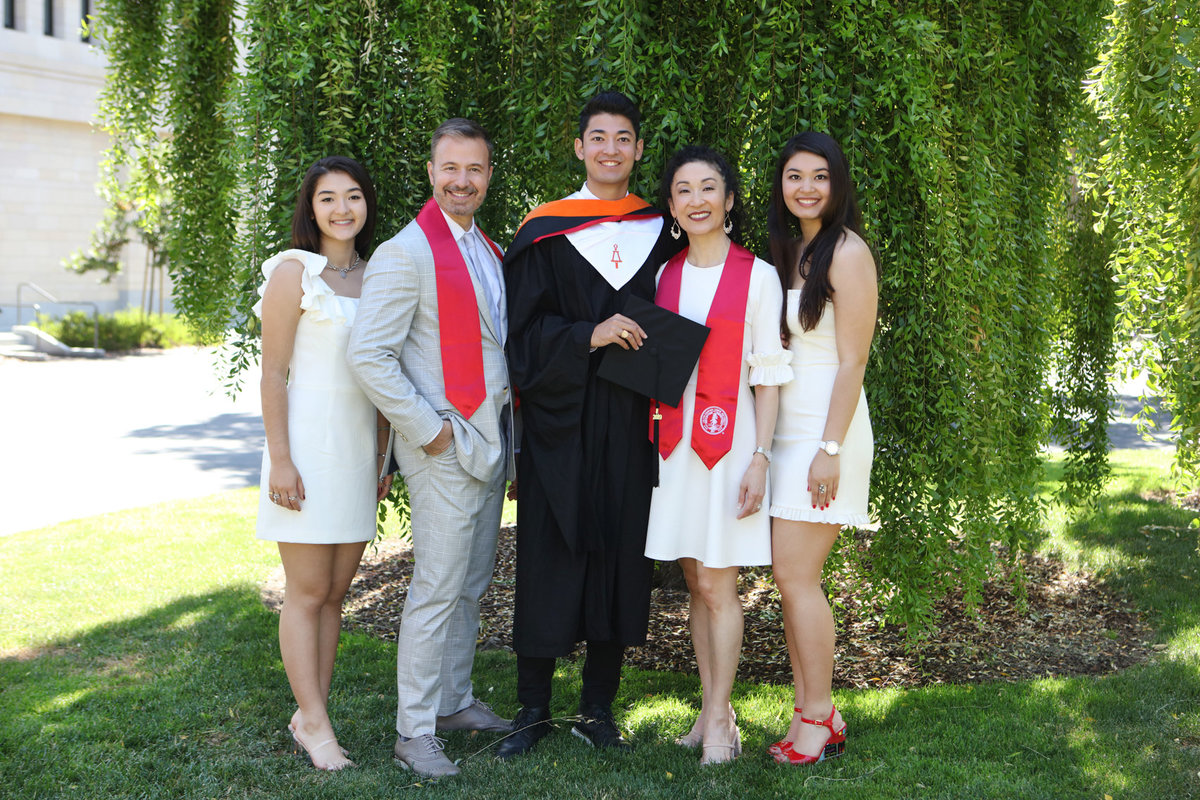 Family portraits stanford senior graduation