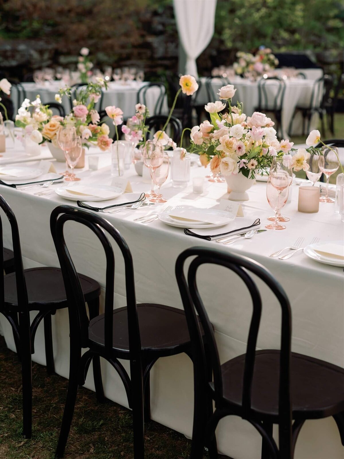 28-pink-garden-wedding-cheekwood-modern-vintage-events
