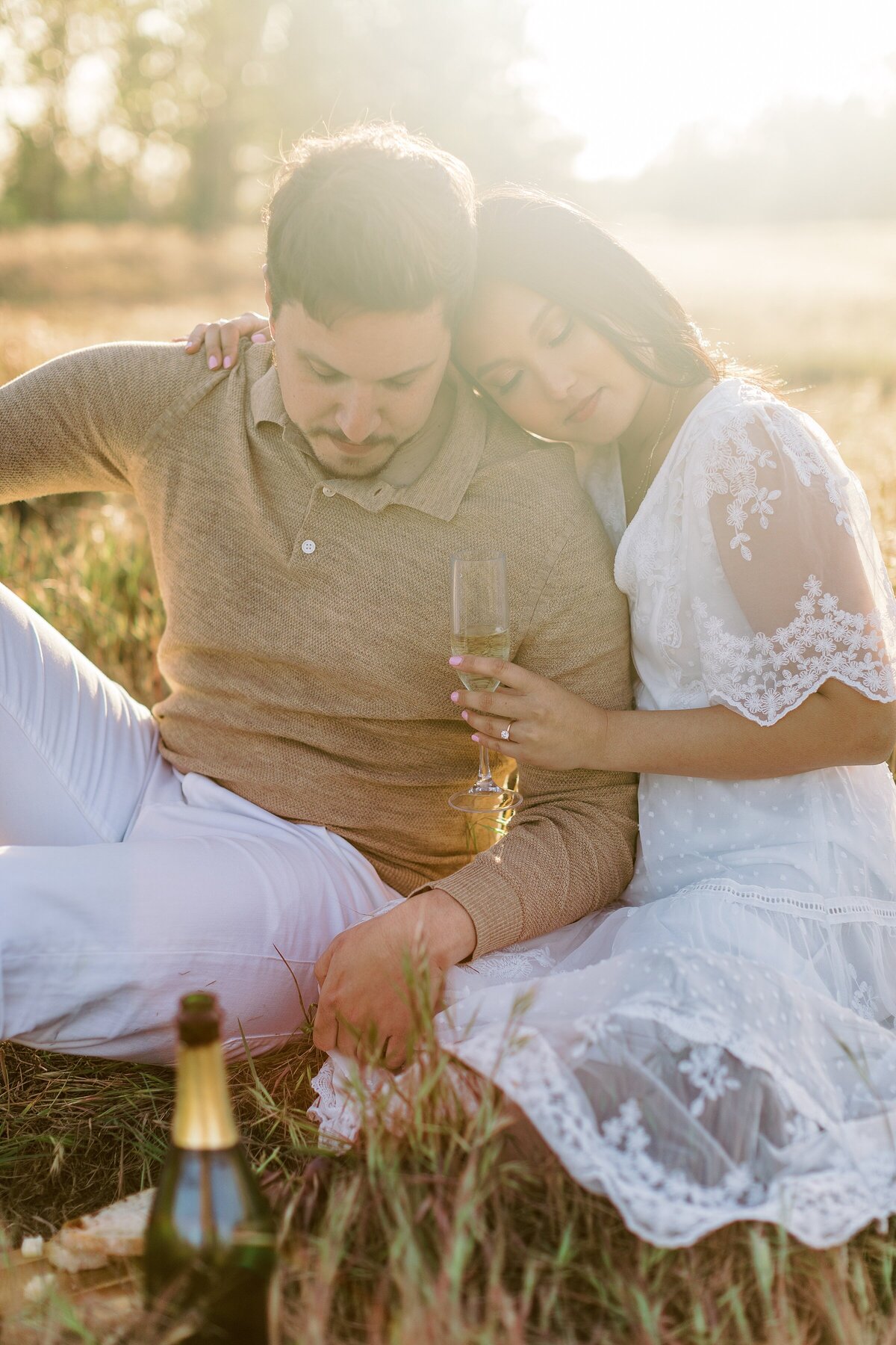 26-Engagement-Session-Champagne-Field