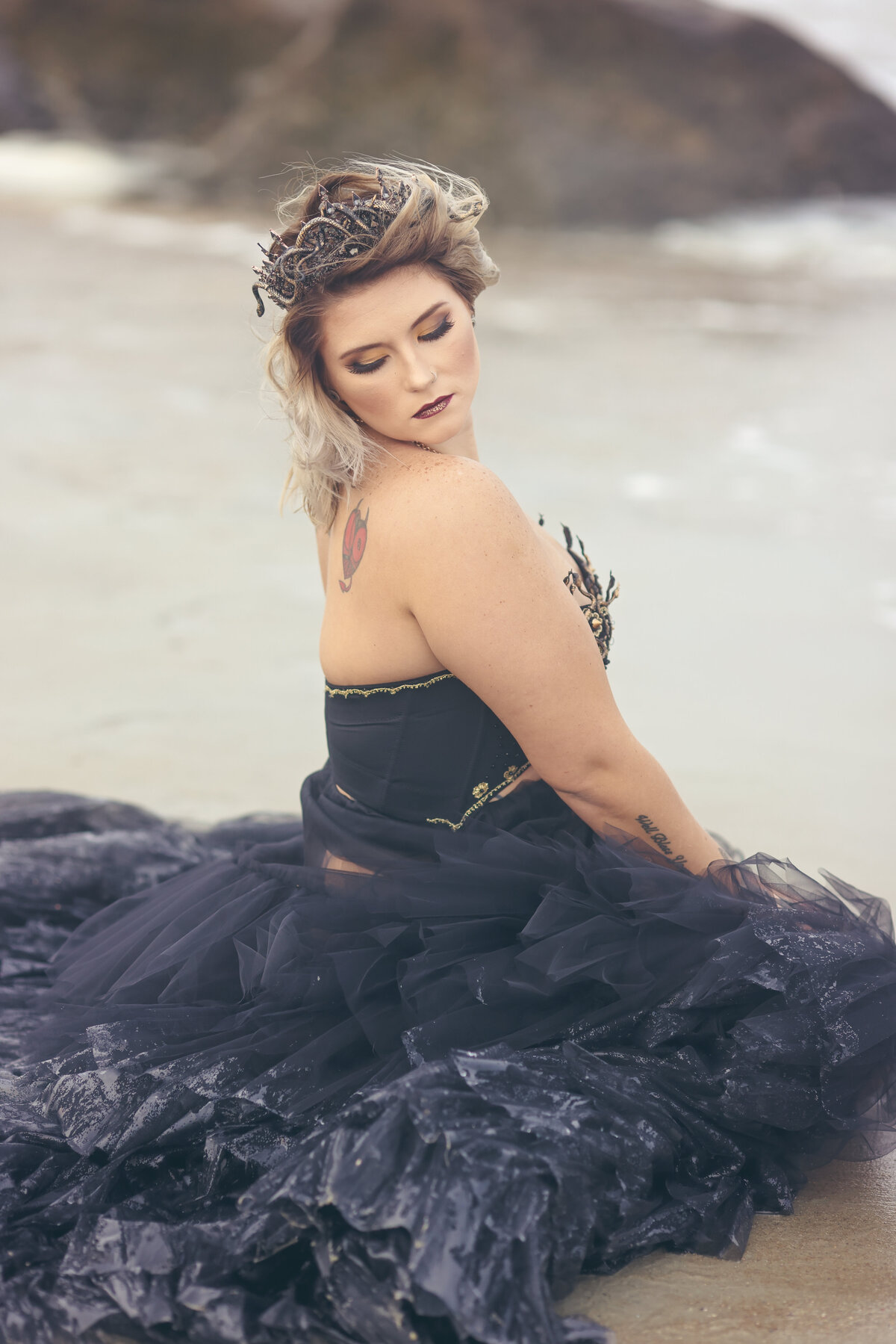 savannah-glamour-medusa-portraits-tybee-beach-04