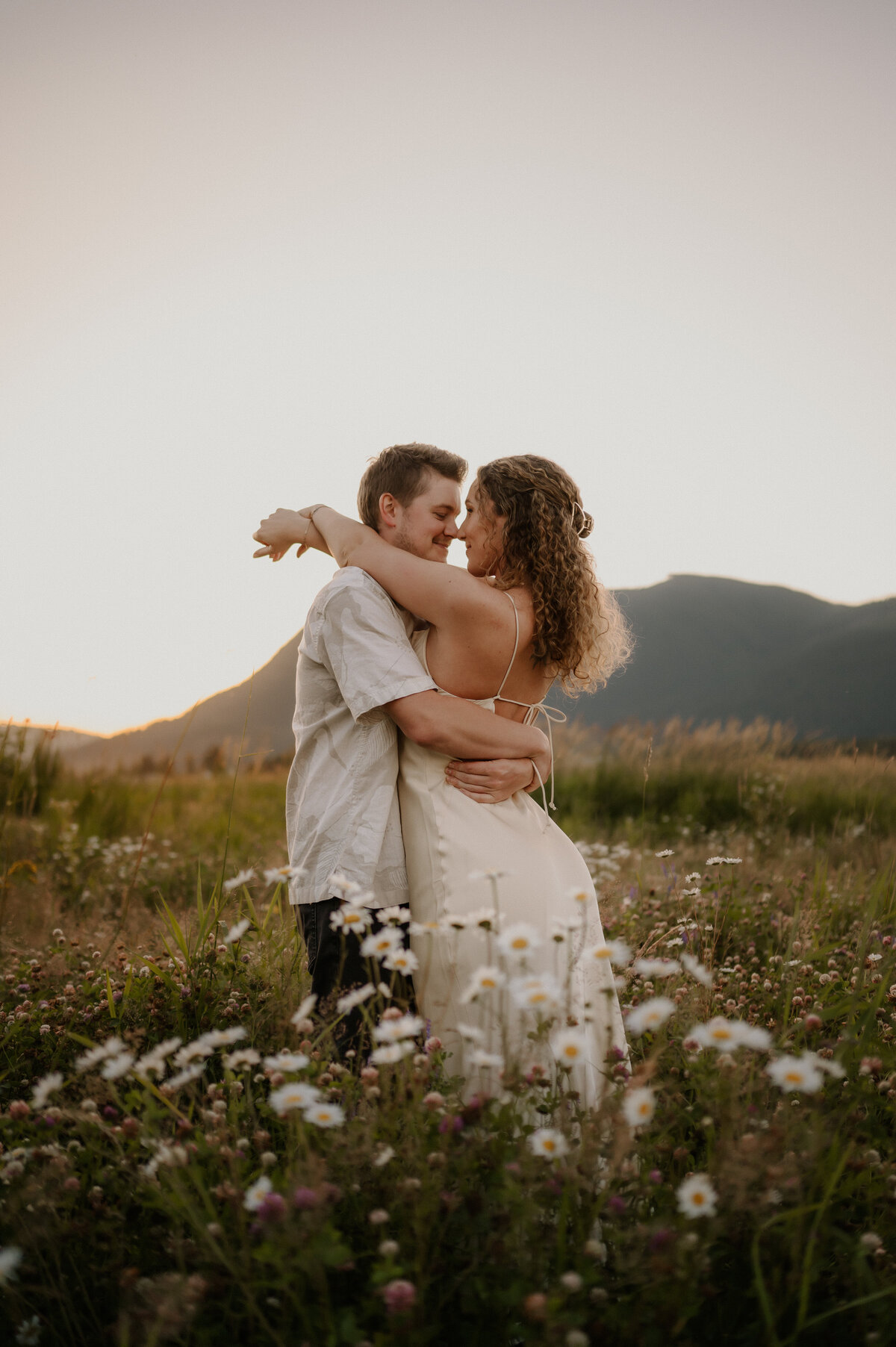 Jamie&Joel-Engagement-SneakPeek-29