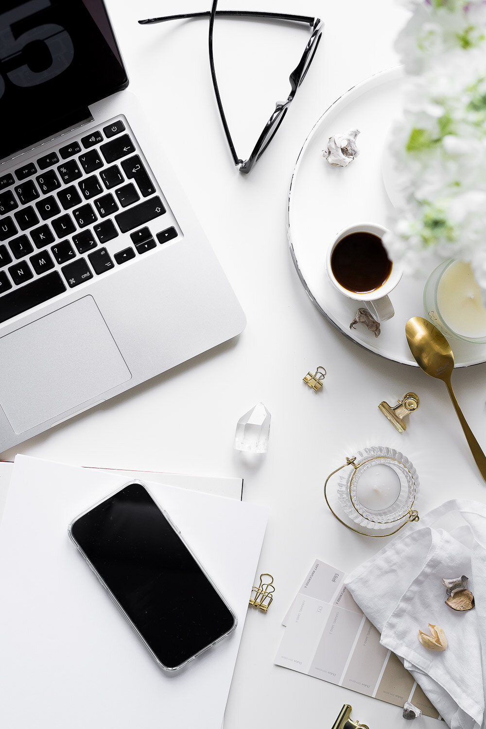 kvetuse-vasirova-flatlay-fotografie-praha-5