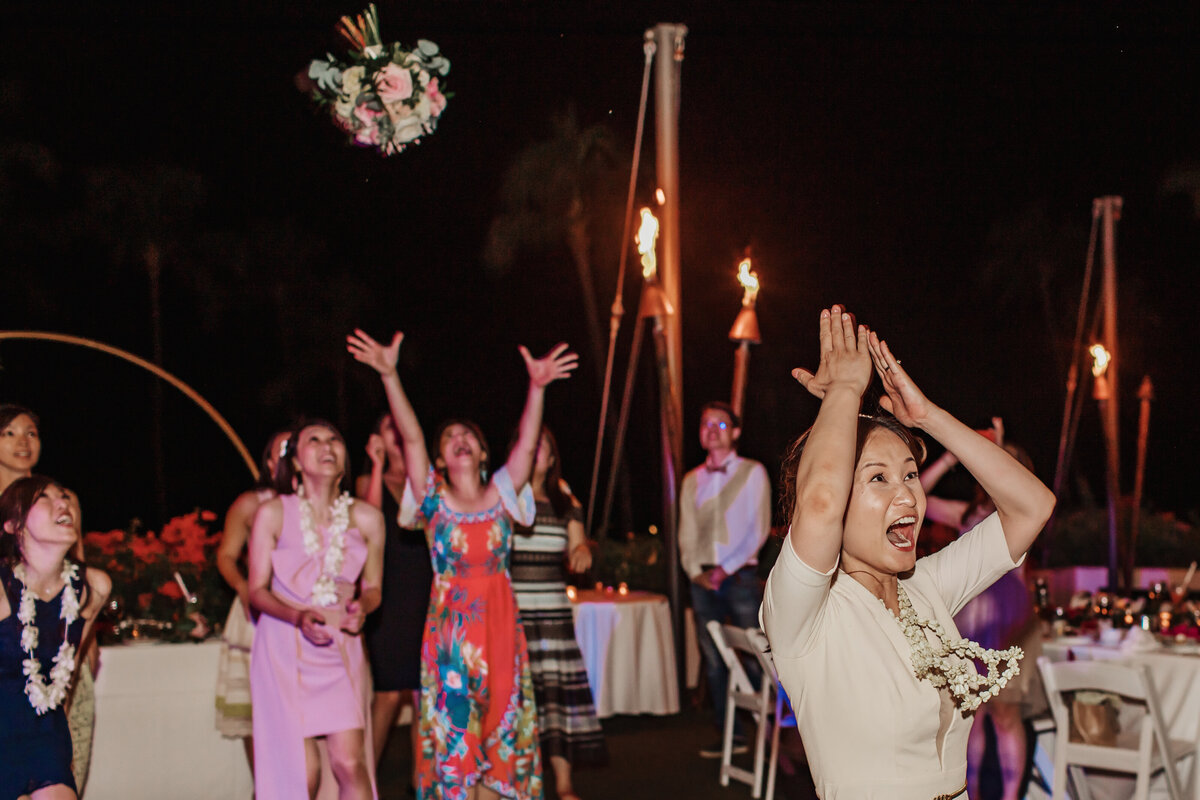 Bouquet Toss Maui Hyatt Wedding Photographer