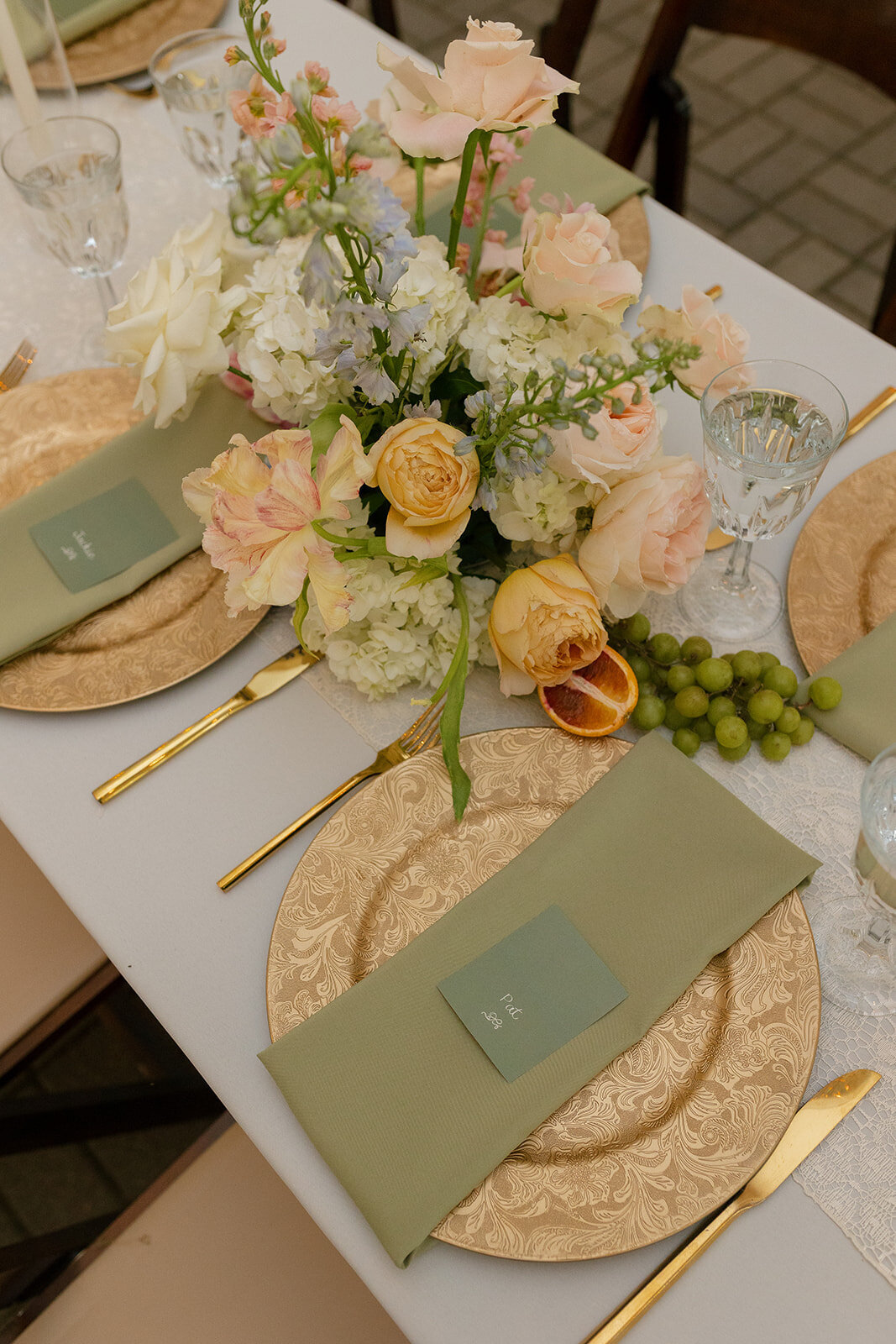 elegant-spring-wedding-whitehall-louisville-ky-destiny-rae-photography-676
