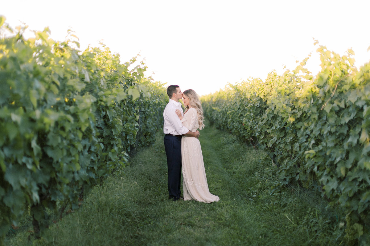 Hershey-PA-Vineyard-Wedding-Photographer33