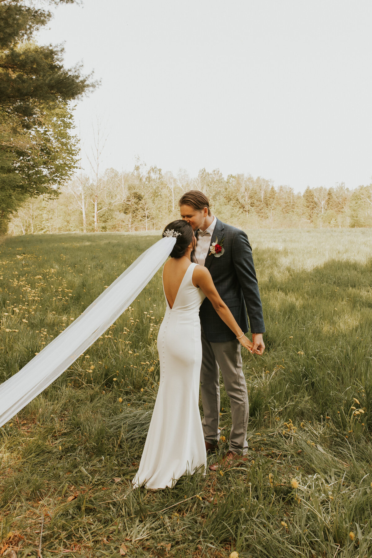 Brantford_Wedding_Couple-18