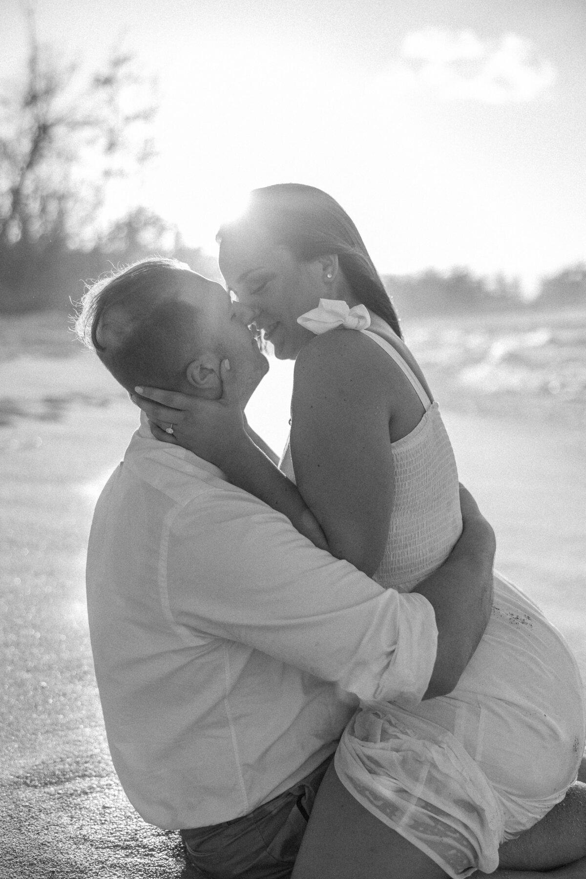 Oahu-North-shore-engagement-photos-52