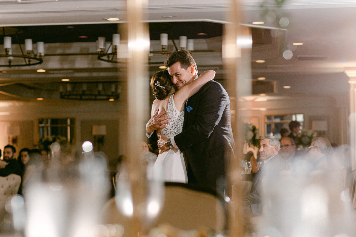 bella-luce-by-michelle-andrea-new-england-photographer-wedding-pinet-family-reception-91