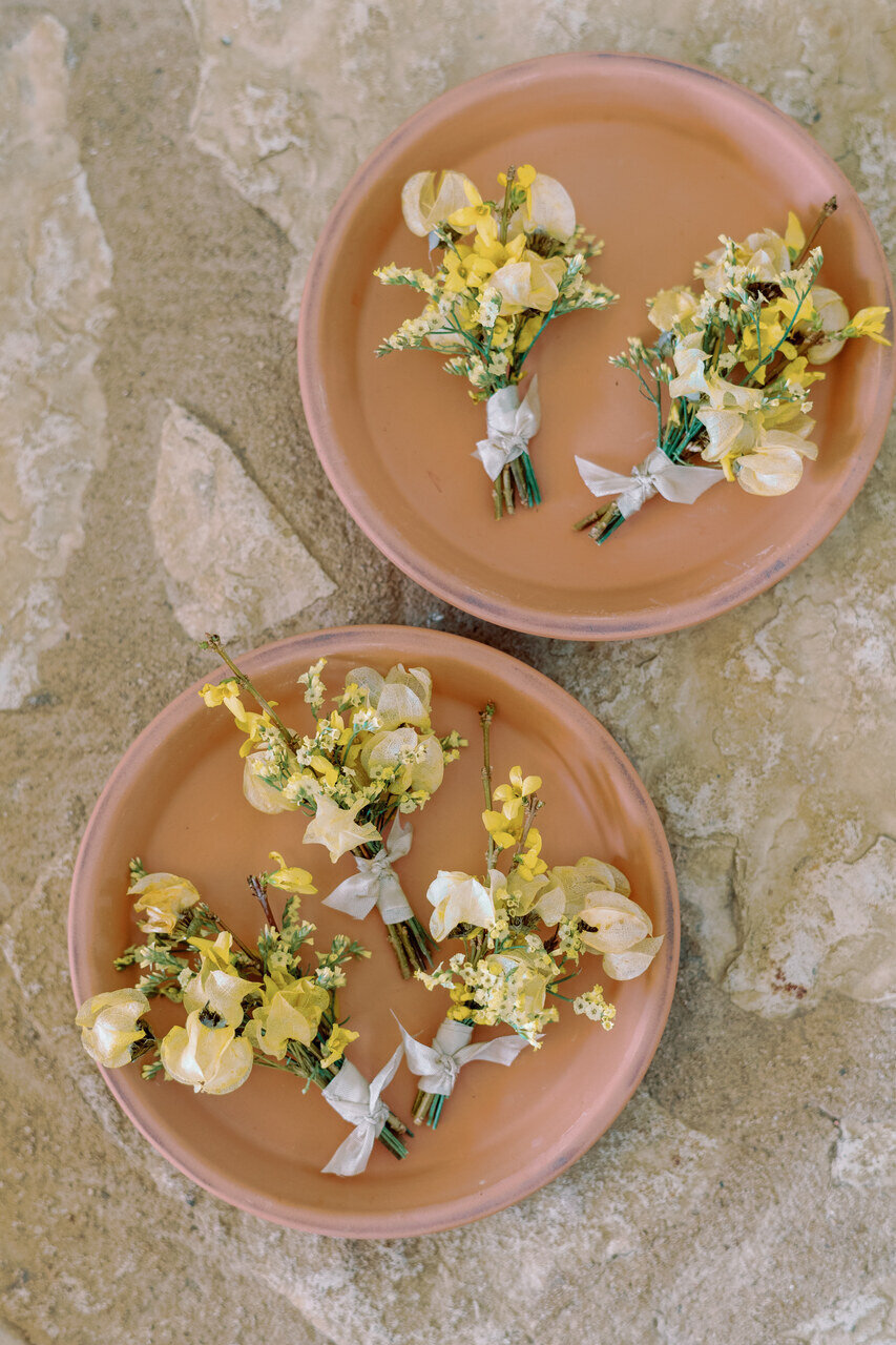 03-colorful-ranch-wedding-max-owens-design