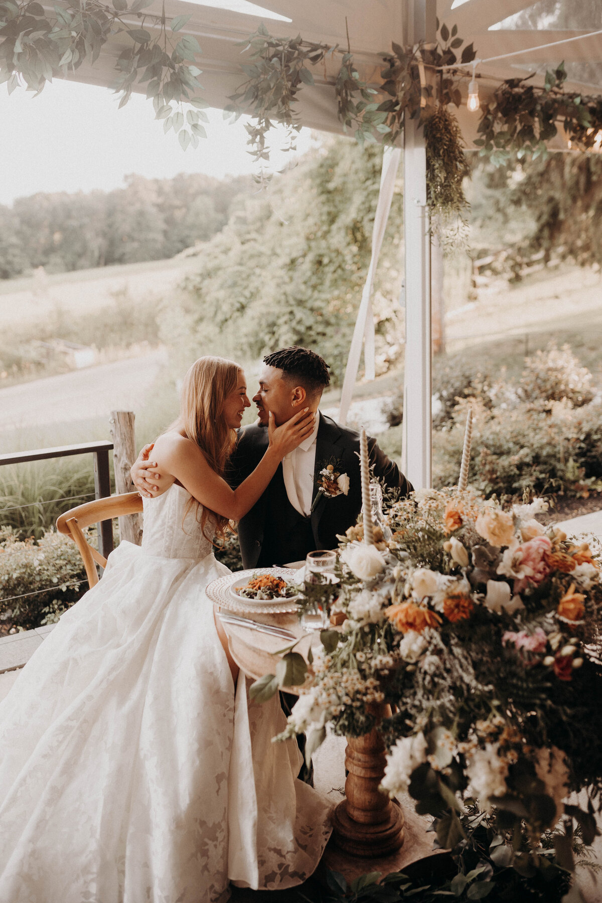 sweetheart table wedding photography keuka lake finger lakes new york crispin hill reception