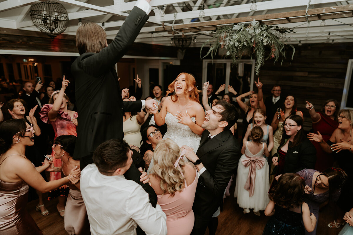 Bride and groom dancing at Immerse reception 